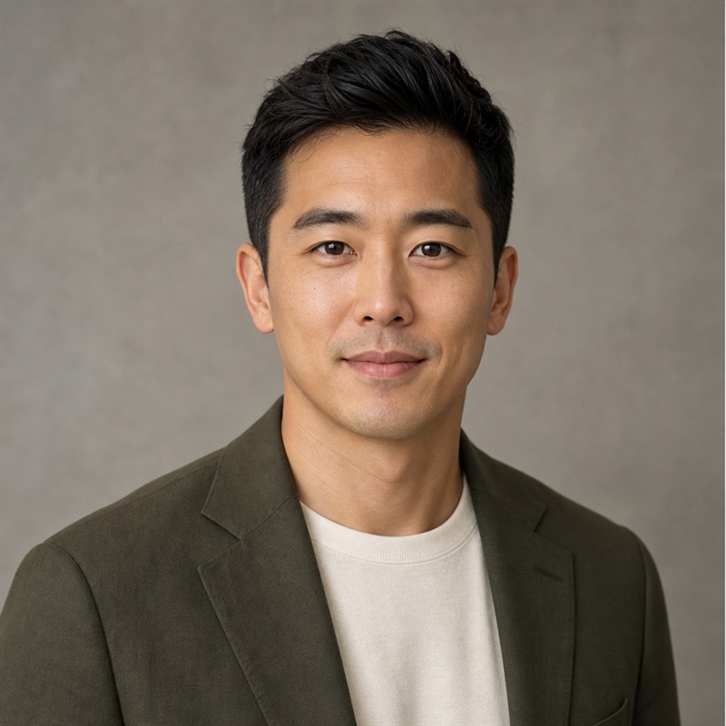 Professional headshot of Jordan Lee